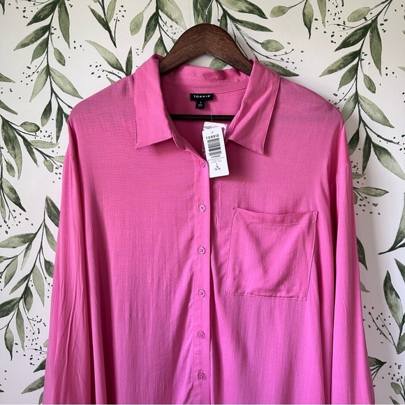 Torrid Drop Shoulder Button Front Shirt. 1X. Chateau Rose. NWT. - Picture 2 of 7
